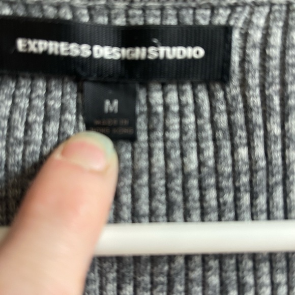 Express Gray Ribbed Knit Top - Picture 2 of 3
